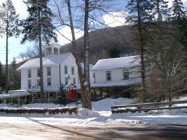 Colonial Inn Pine Hill Luaran gambar