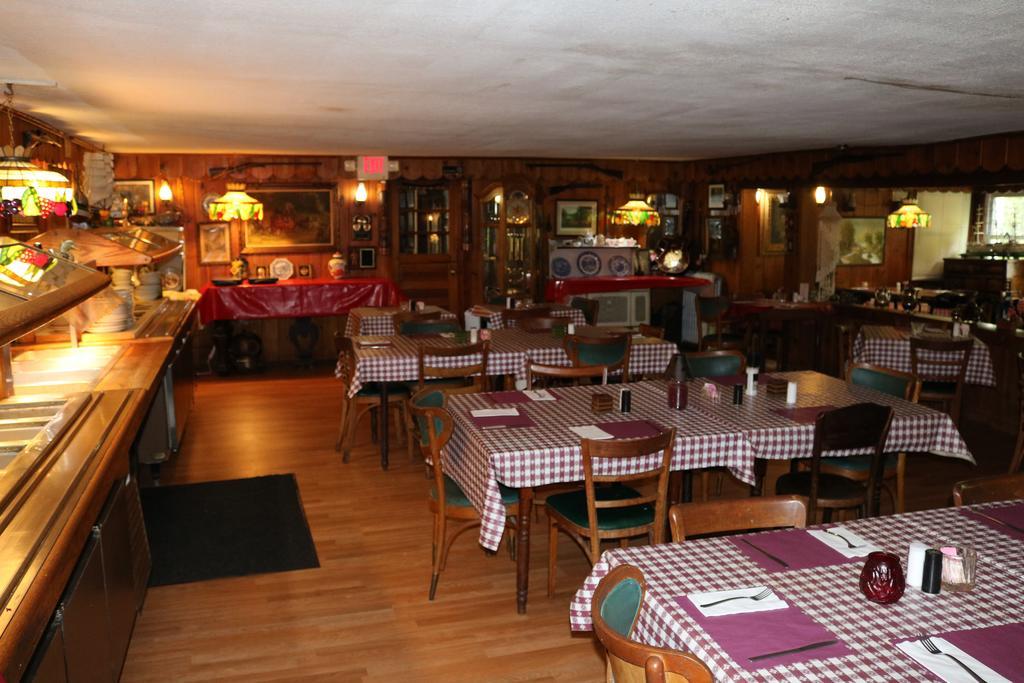 Colonial Inn Pine Hill Luaran gambar