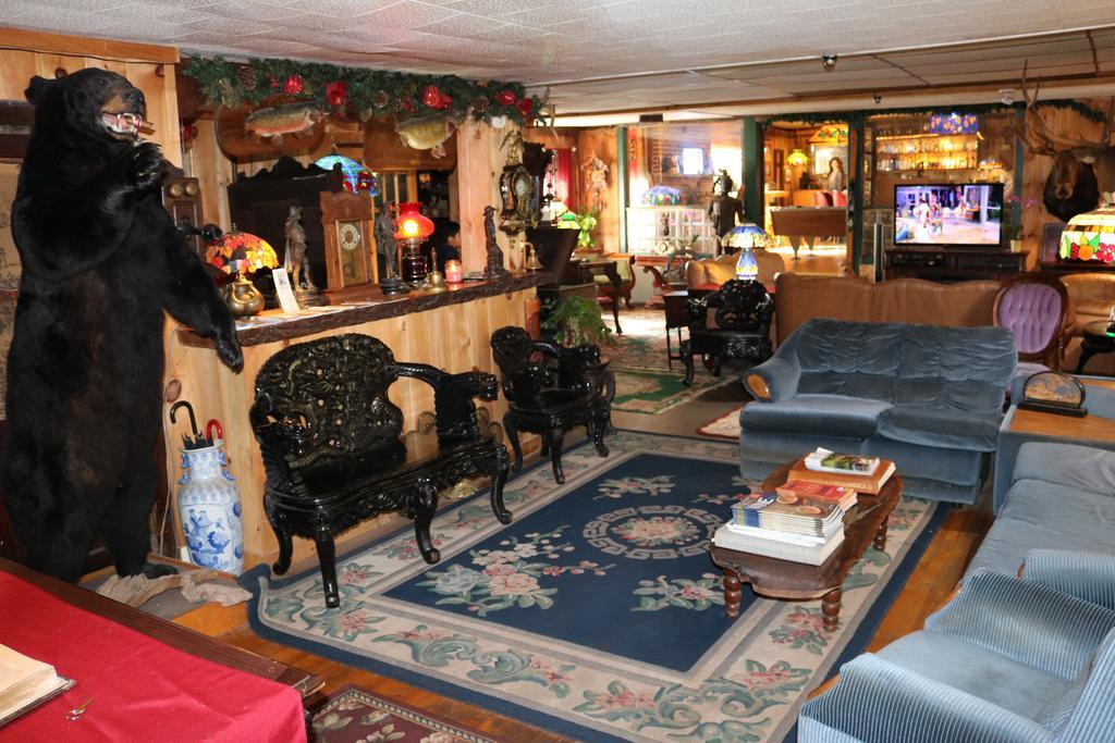 Colonial Inn Pine Hill Luaran gambar